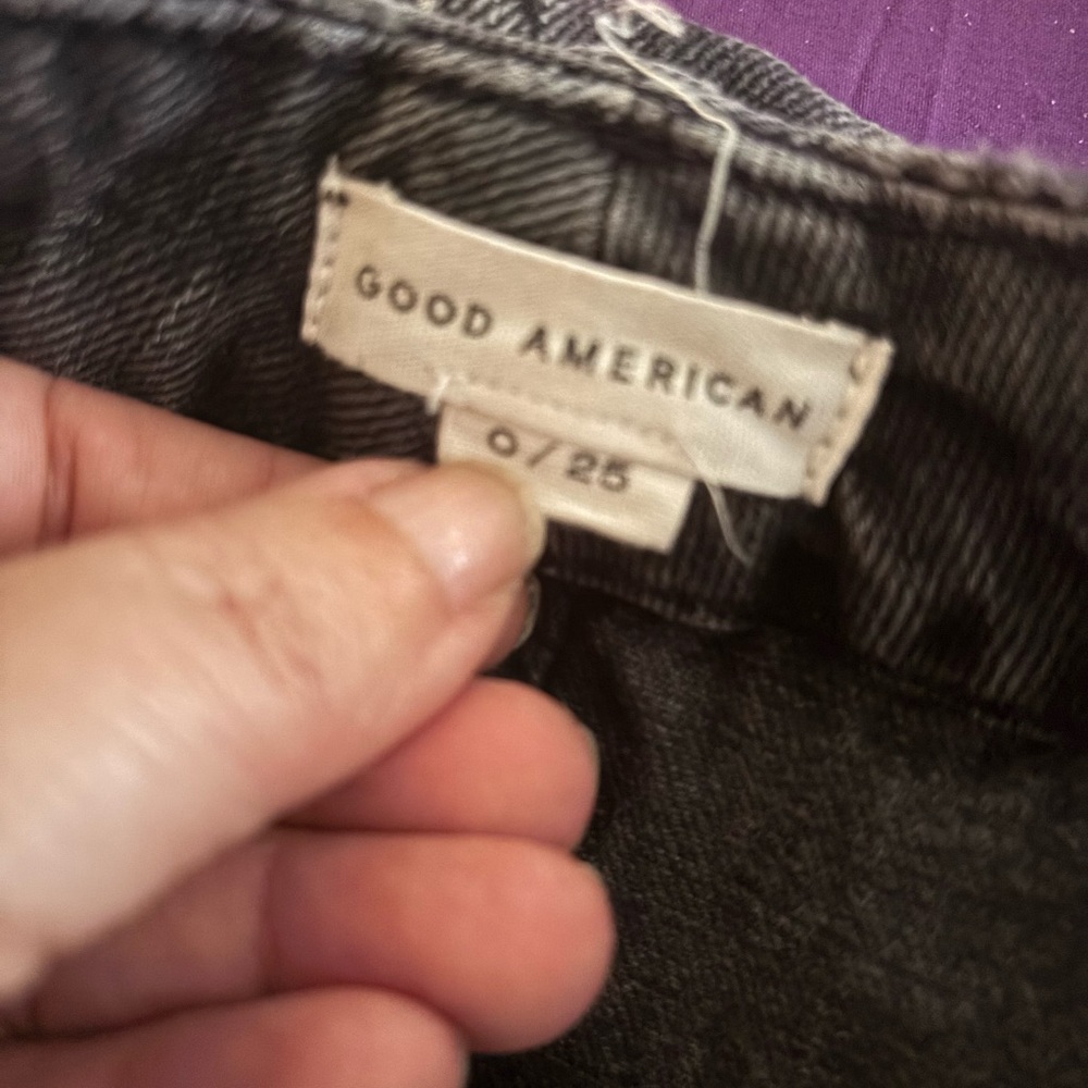 Good American Good Boy Frayed Jeans Size 0 - Picture 4 of 4